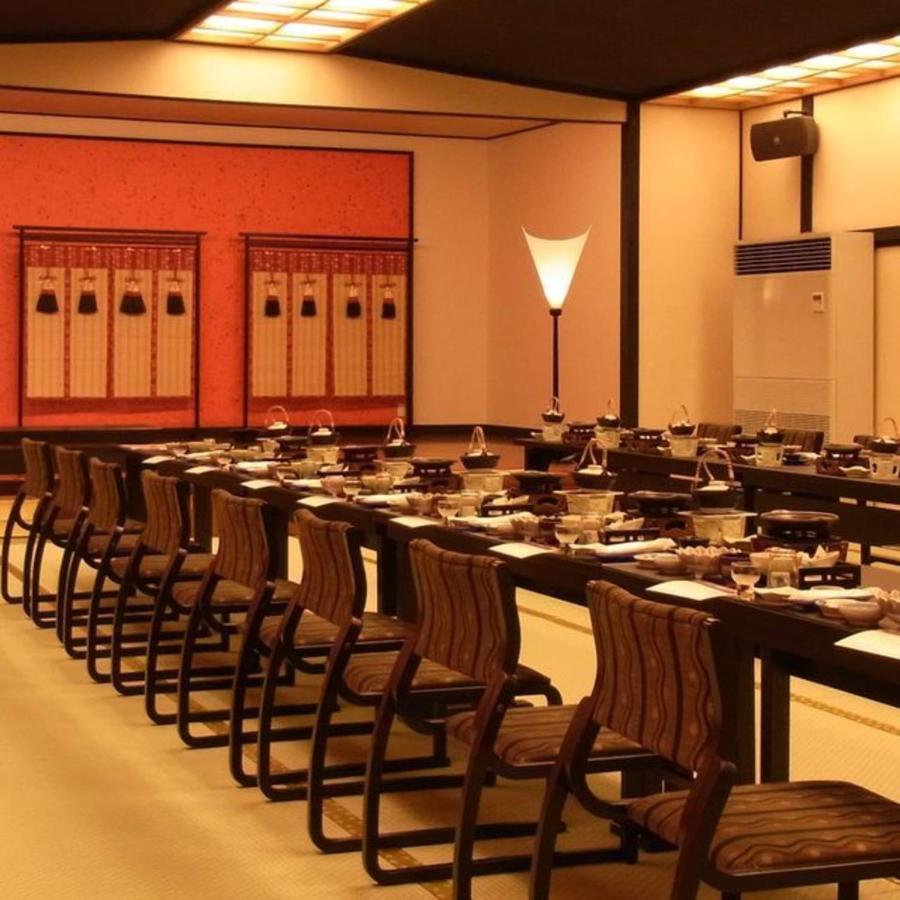 คาเมยะ ฮอนเท็น Hotel Chikuma ภายนอก รูปภาพ